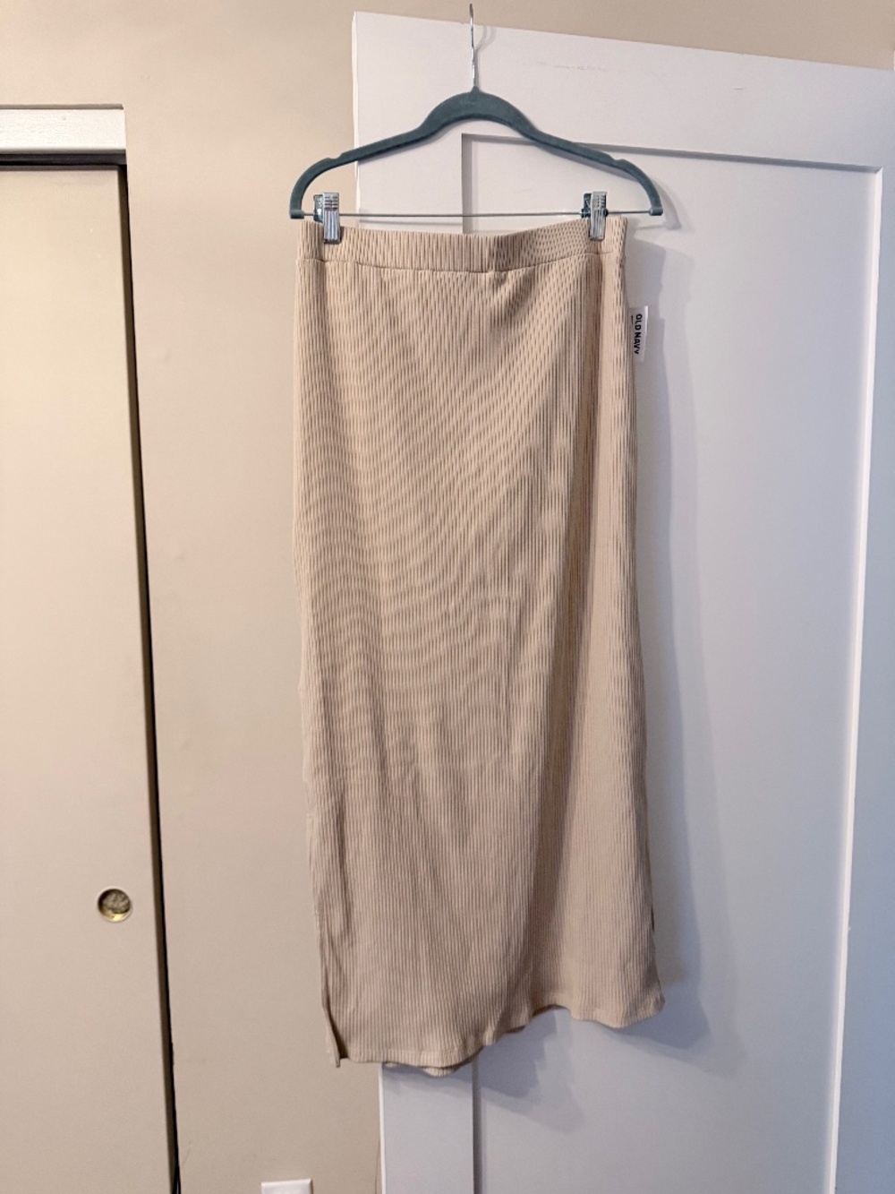NWT Old Navy Ribbed Knit Midi Skirt Oatmeal Beige Side Slit Large